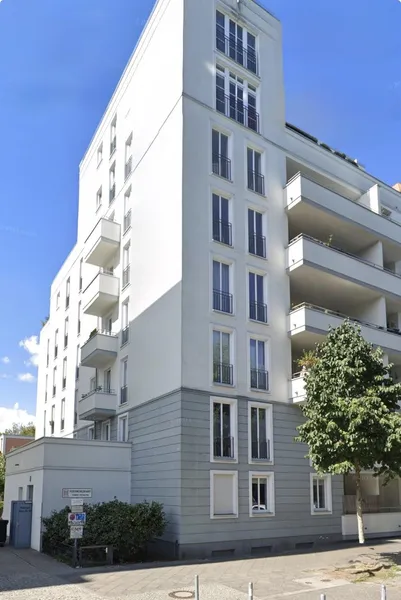 modernisierte 2 Zimmer Wohnung mit Einbauküche — photo 1